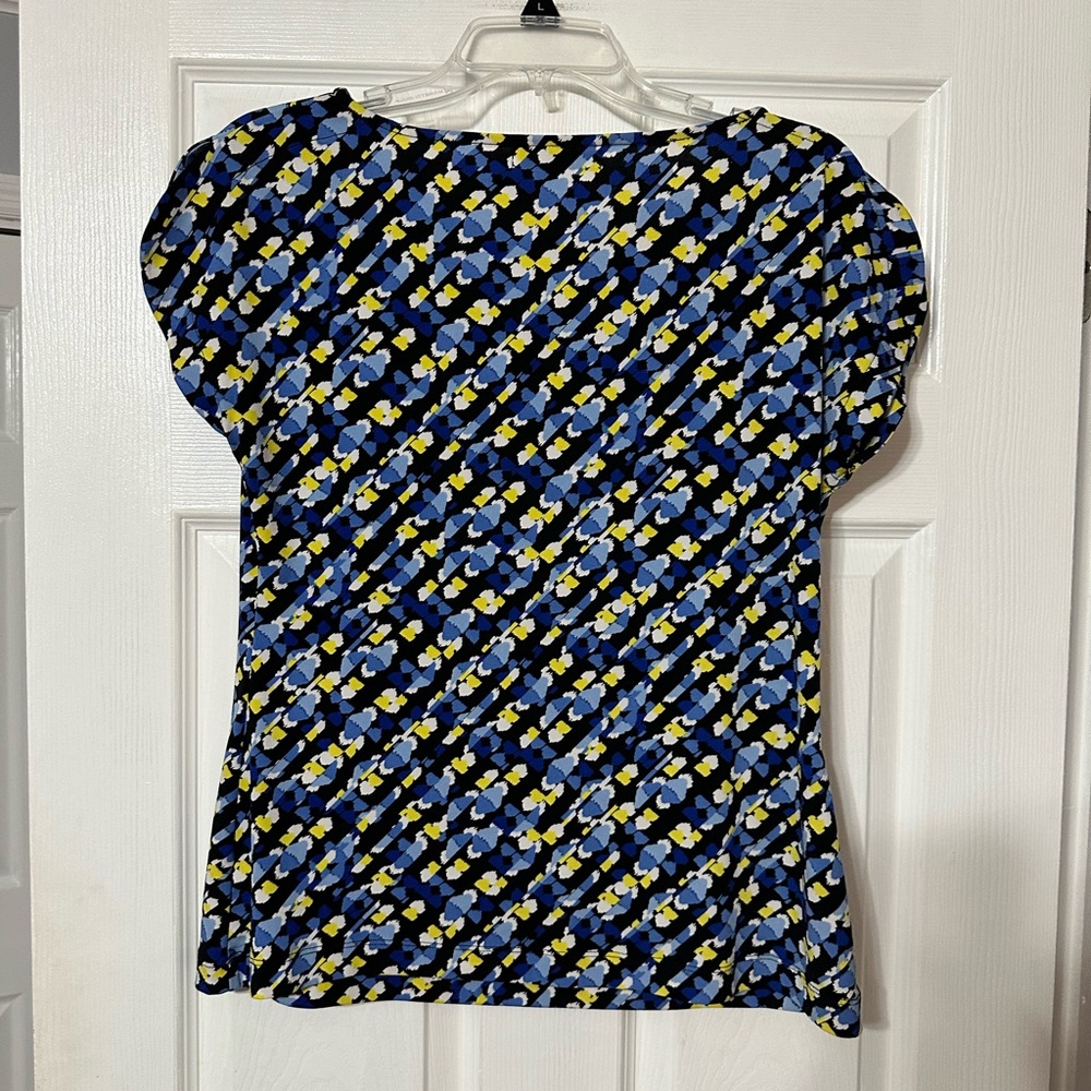 Liz Claiborne Petite Abstract Pattern Summer Top - Picture 6 of 11